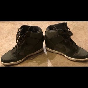 Nike Dunk Sky Hi Sneaker